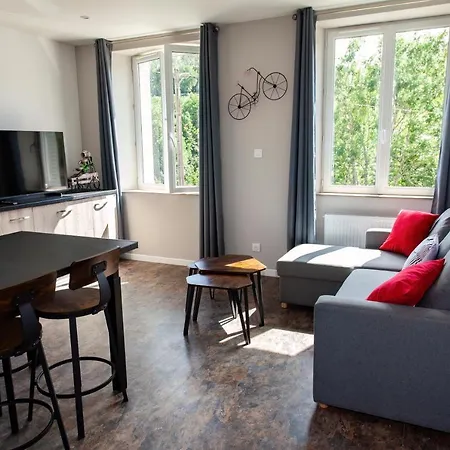 La Batisse L'Arbre Beige Apartment Le Petit-Abergement Exterior photo